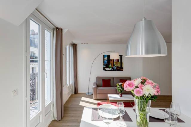 Champs Elysees Apartment Paris Eksteriør billede